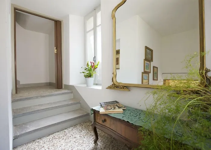 Casa Maria Vittoria 別荘 カンネロ・リヴィエーラ